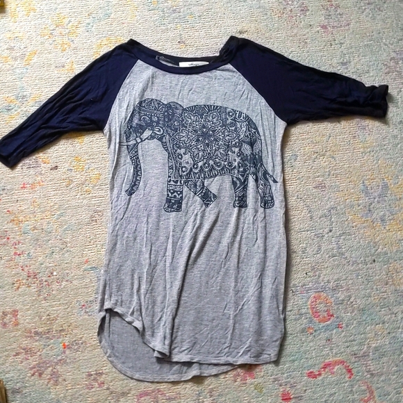 Sage Tops - Elephant Shirt